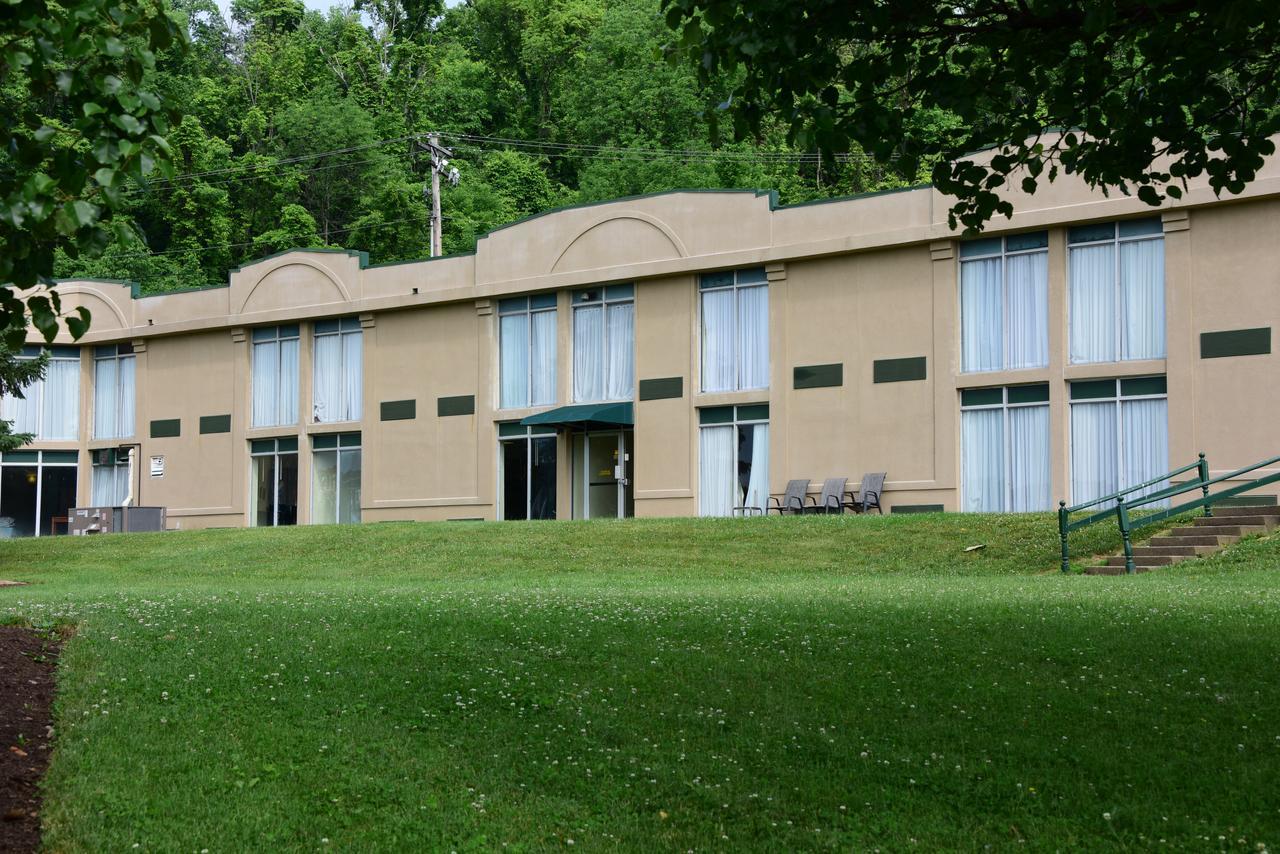 Red Roof Inn Cambridge, Oh Экстерьер фото