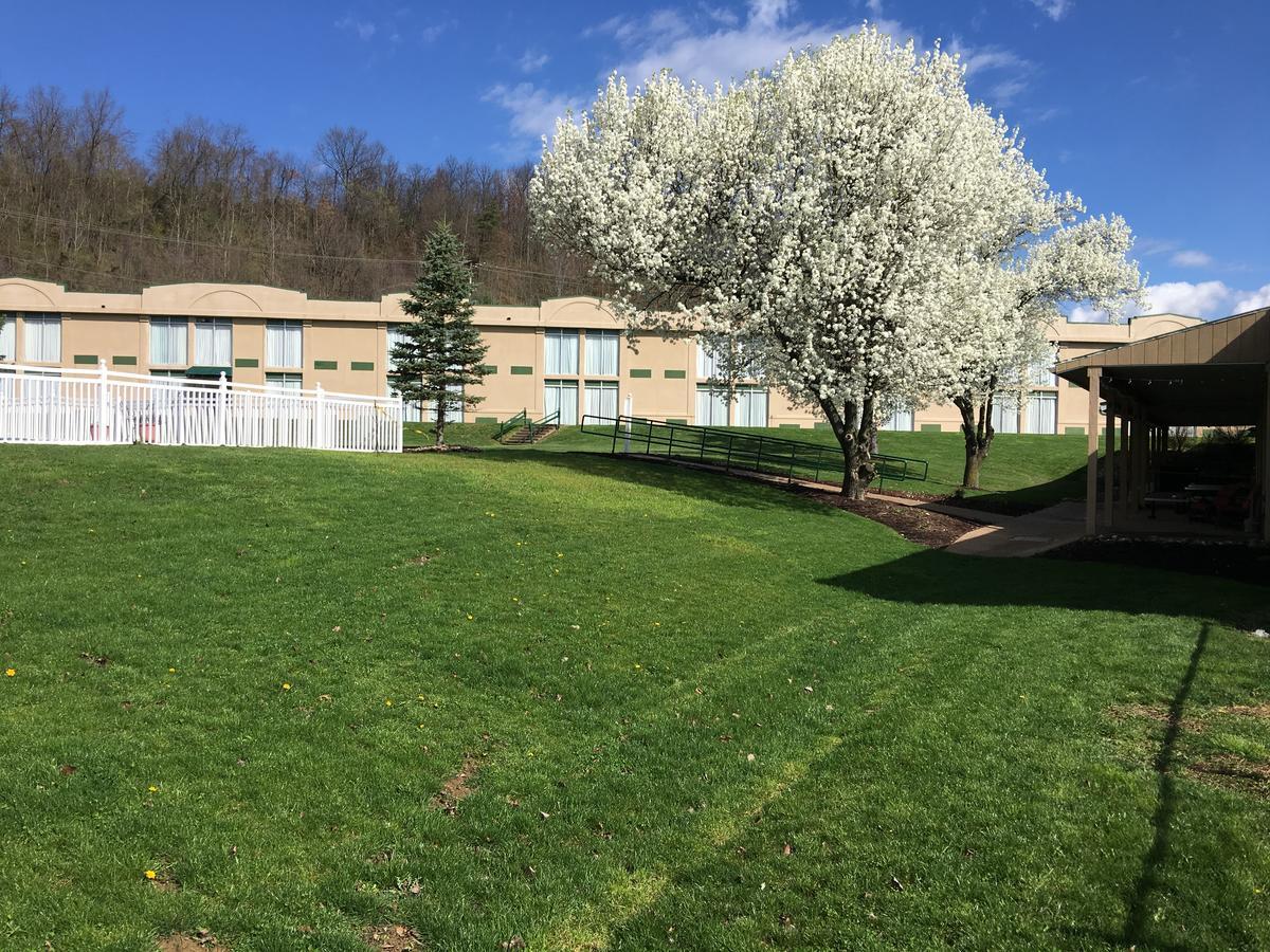 Red Roof Inn Cambridge, Oh Экстерьер фото